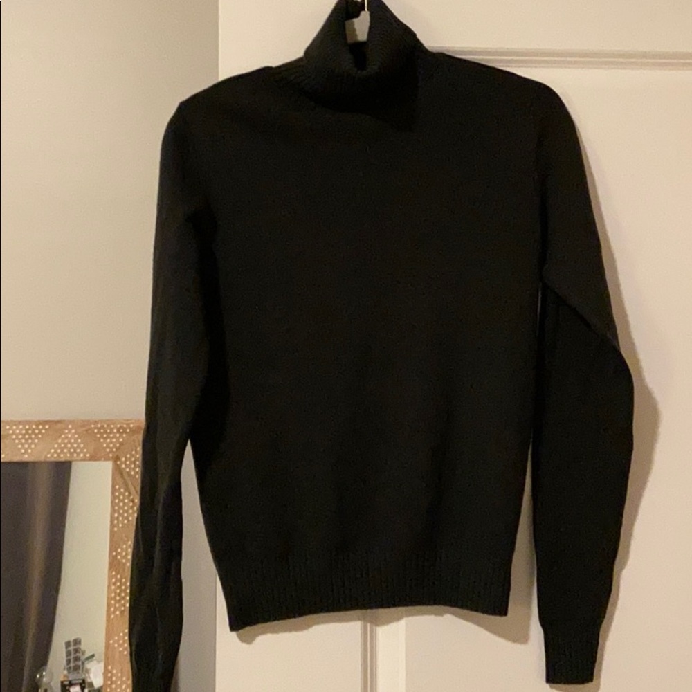 Khaite wool turtle neck!